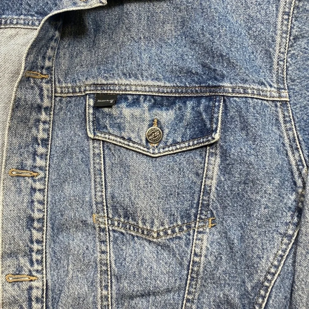Silver Plate Denim Trucker Jacket Sz L Men Blue Grunge 90s Skater Light Wash Tag